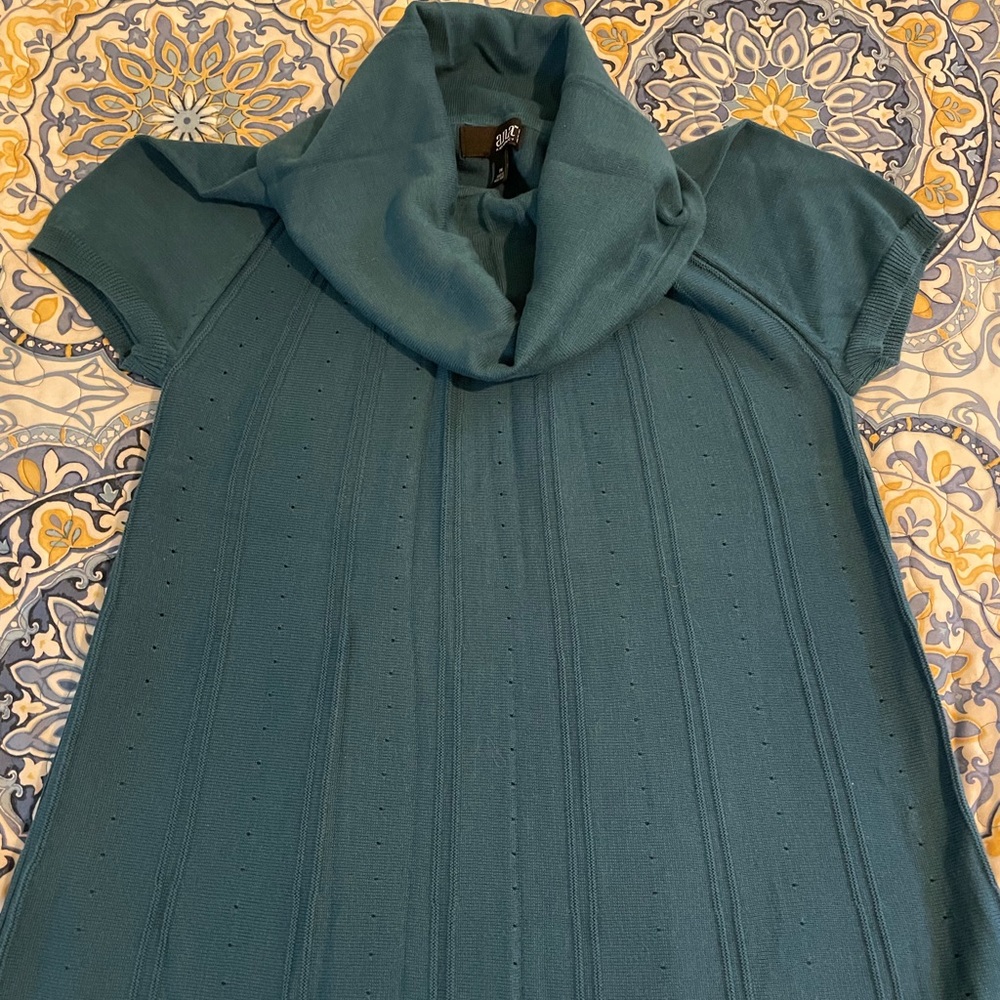 Short sleeve cowl neck sweater